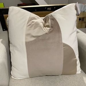 New with tags! Pottery Barn throw pillows (20x20)